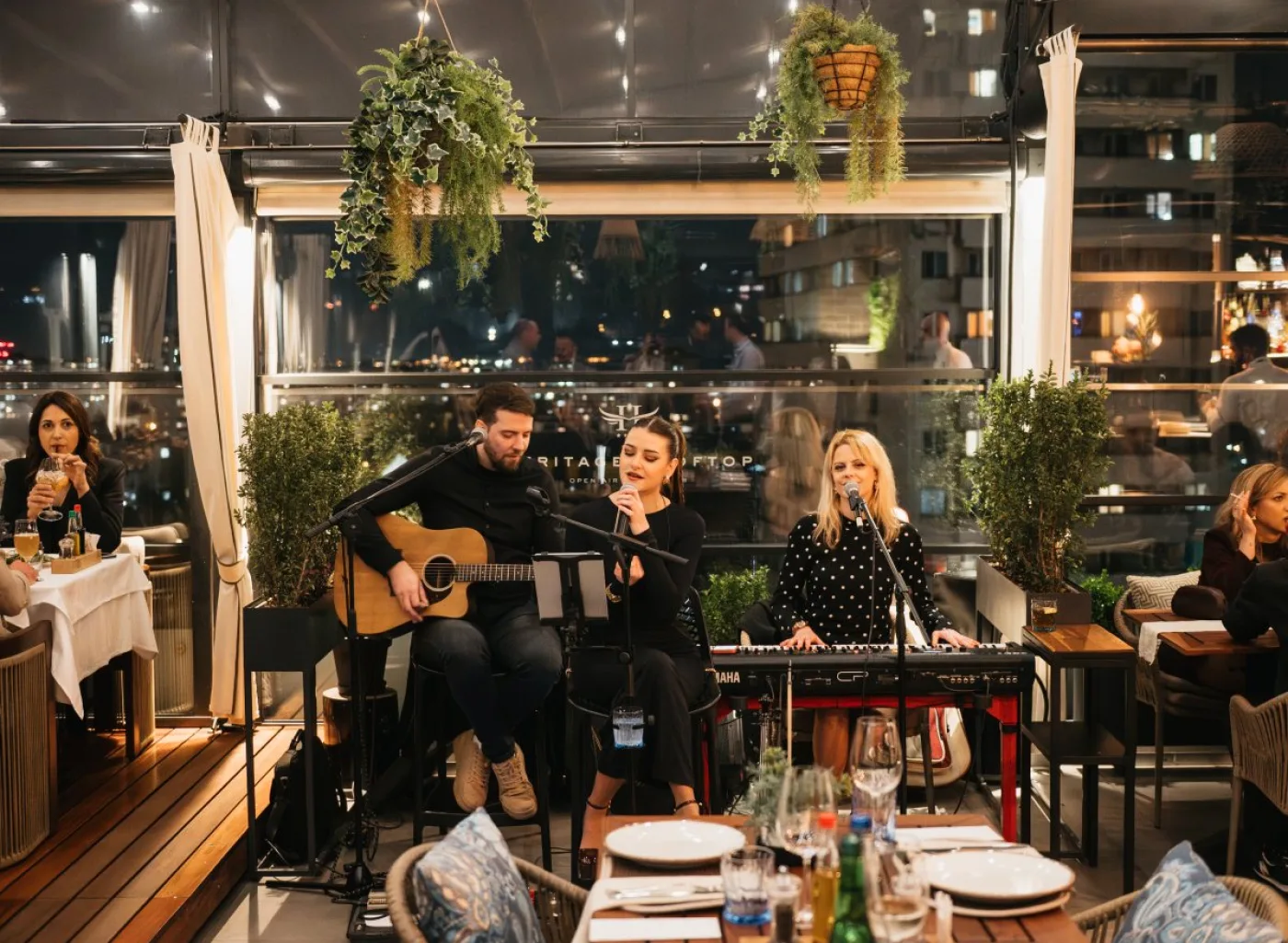 Muzičko veče u Heritage Rooftop Restoranu